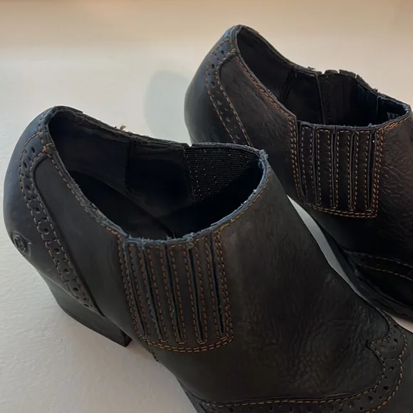 Born Ankle Boot-Leather - Picture 4 of 6